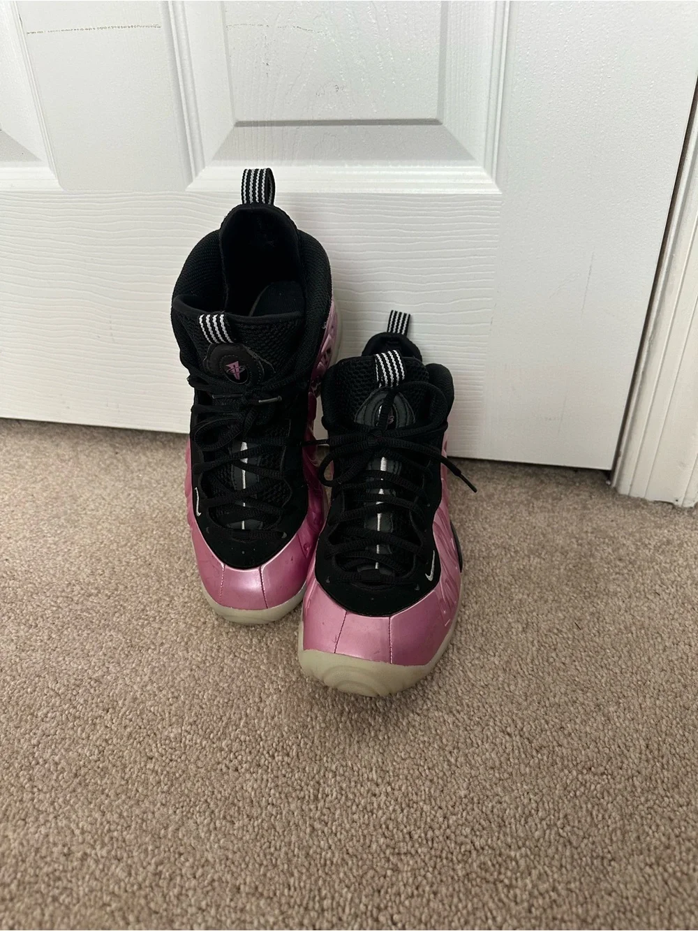Nike Kids Foamposite-Style Sneakers in Pink and Black